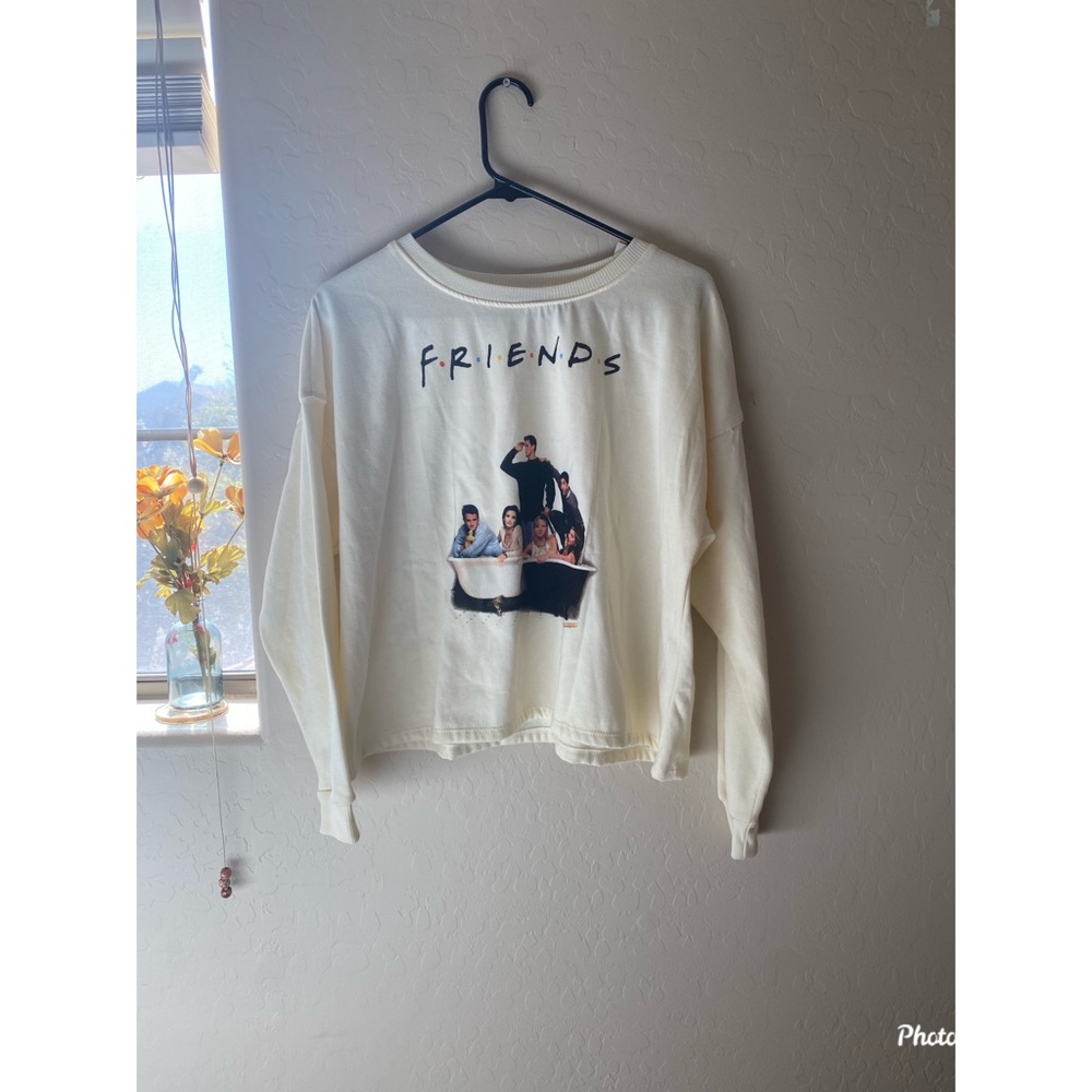 Friends t.v show graphic long sleeve✨